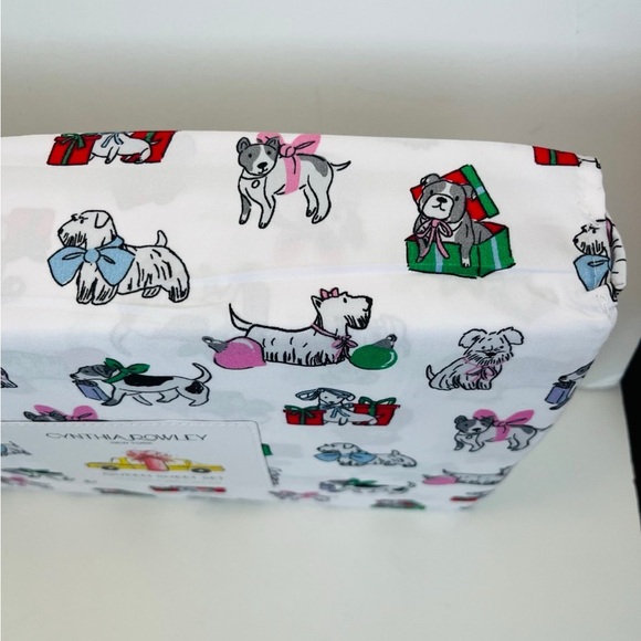 Cynthia Rowley Puppy Cheer Queen Size Sheet Set Presents Bows Ornaments Gifts - Picture 7 of 12